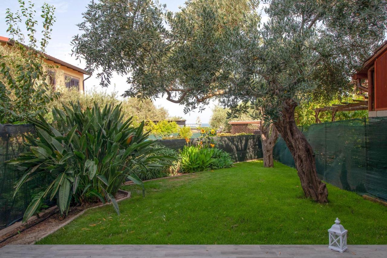 Domek Villa A 100Mt Dalla Spiaggia Capoterra Exteriér fotografie